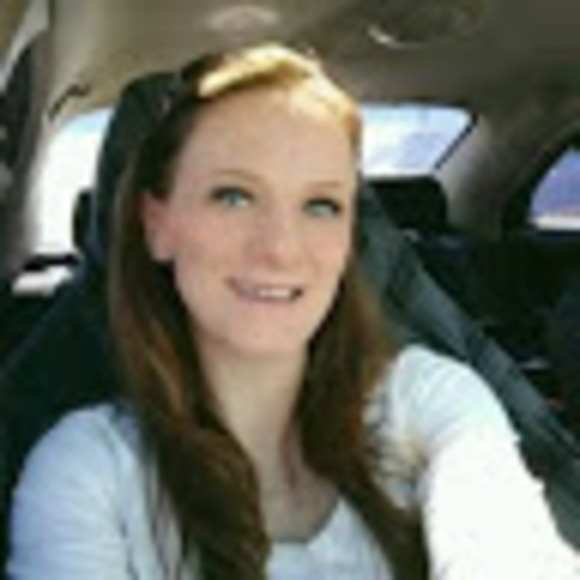 Meet your Posher, Ashley - Picture 1 of 1